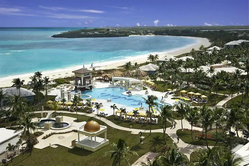 Sandals Emerald Bay Twin Lakes
